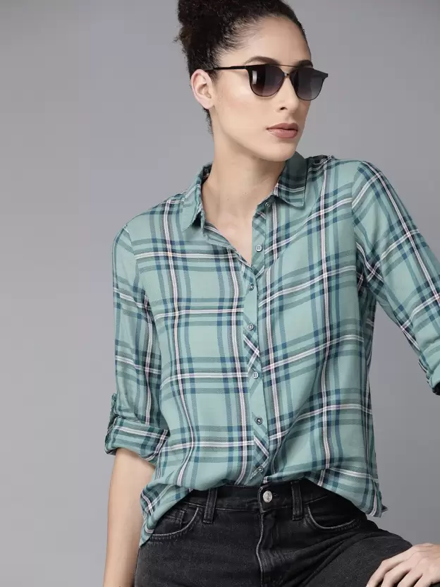 Women Checkered Spread Collar Casual Shirt